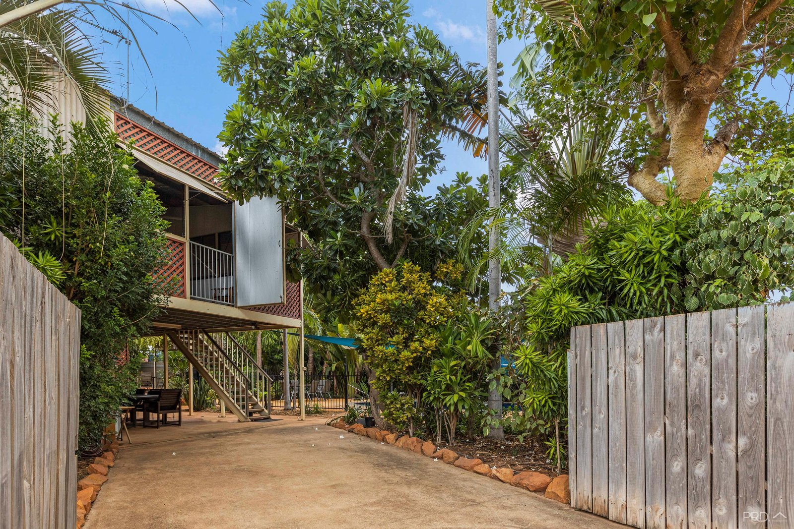 8 Antheous Way BILINGURR 28