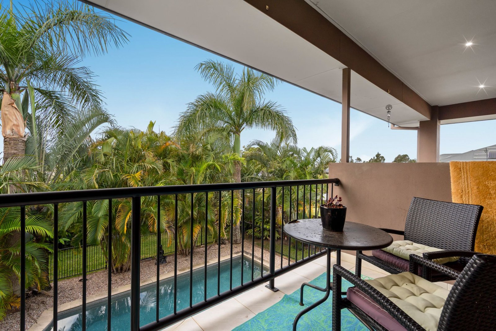 8 Aquarius Street REEDY CREEK 9