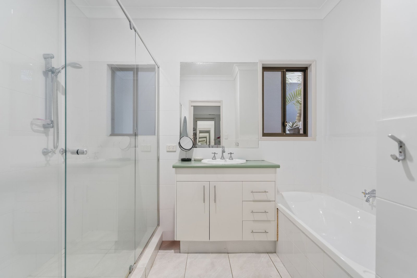 8 Aquarius Street REEDY CREEK 14