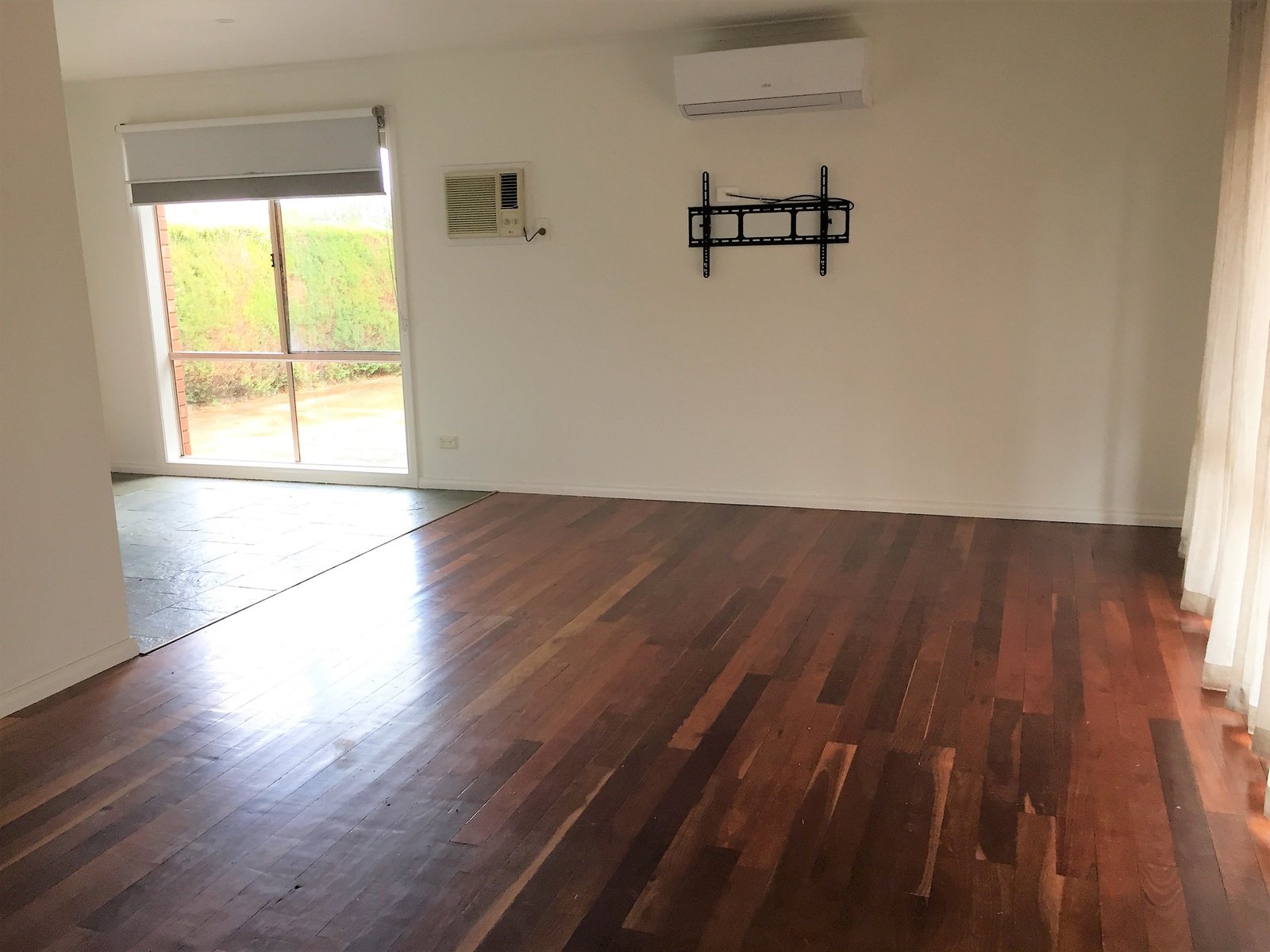 Gallery: 8 Ardula Court