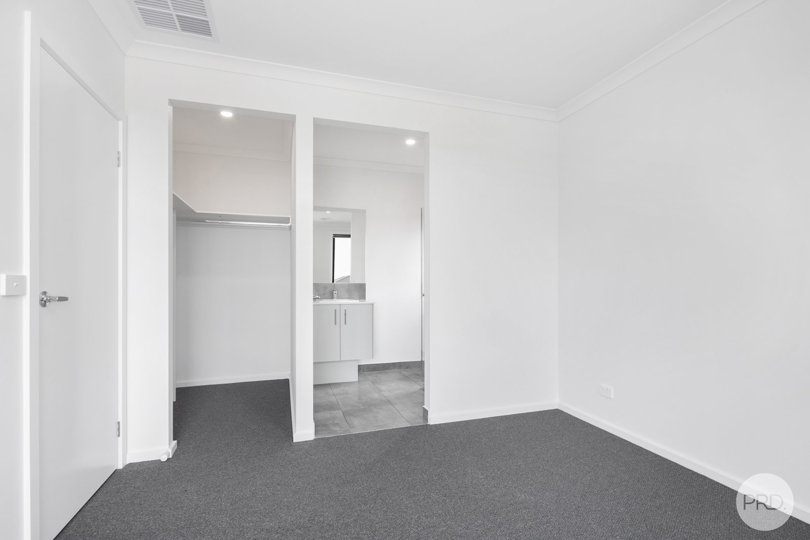 8 Aspen Street WINTER VALLEY 4