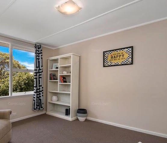 8 Asquith Court CLAREMONT 6