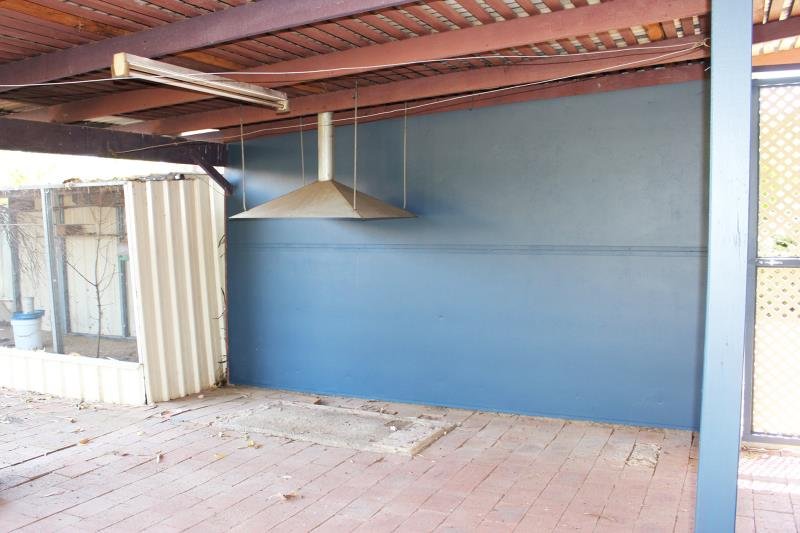 8 Atkins Place ESTELLA 6