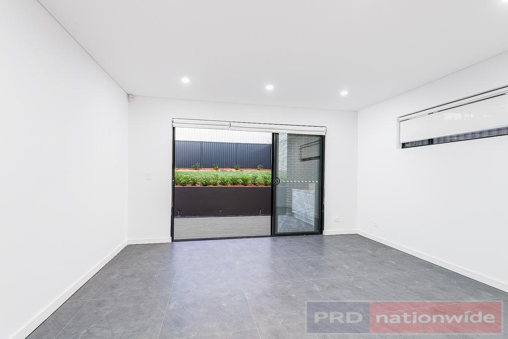 8 Austin Boulevard PICNIC POINT 2