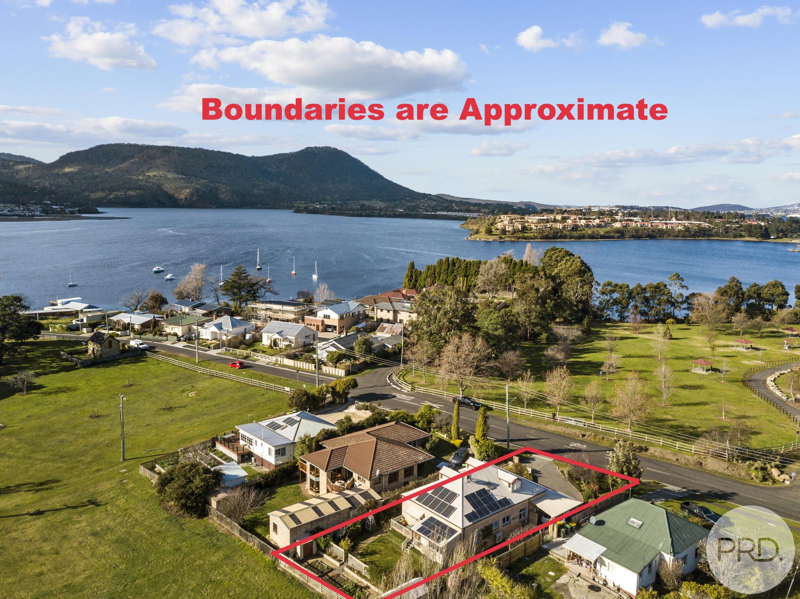 8 Austins Ferry Road AUSTINS FERRY 21