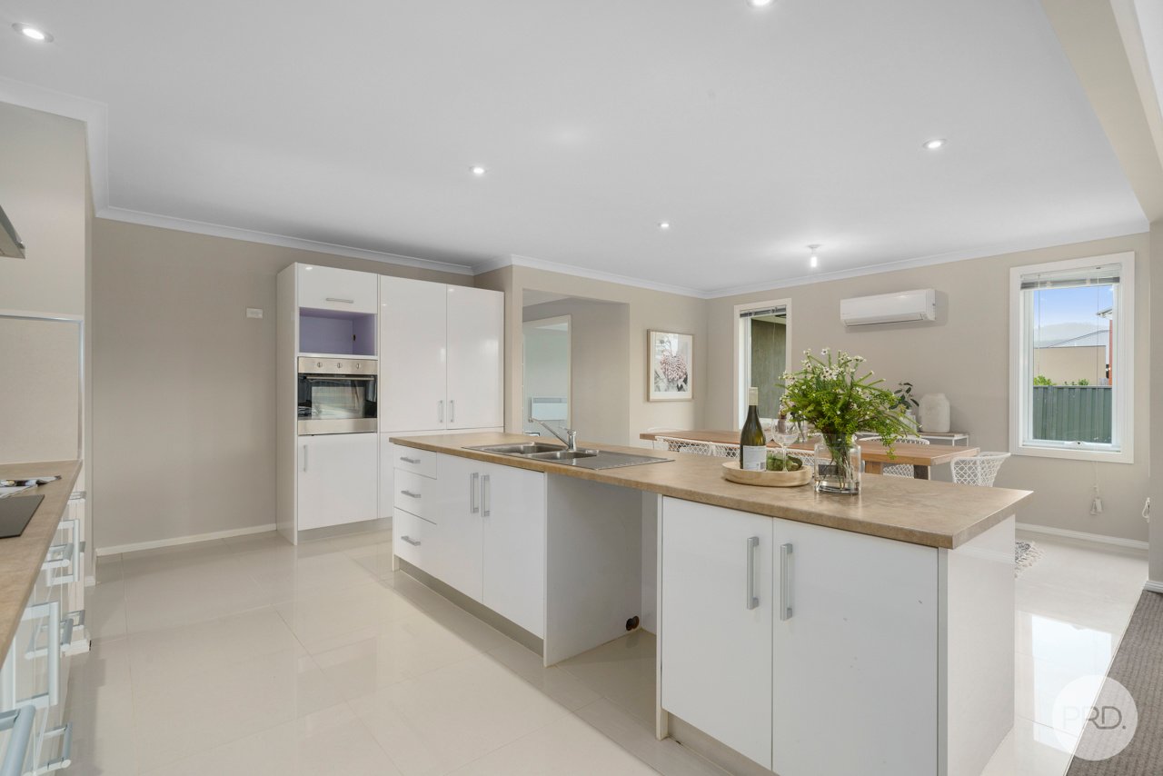 8 Avalon Court MARGATE 6
