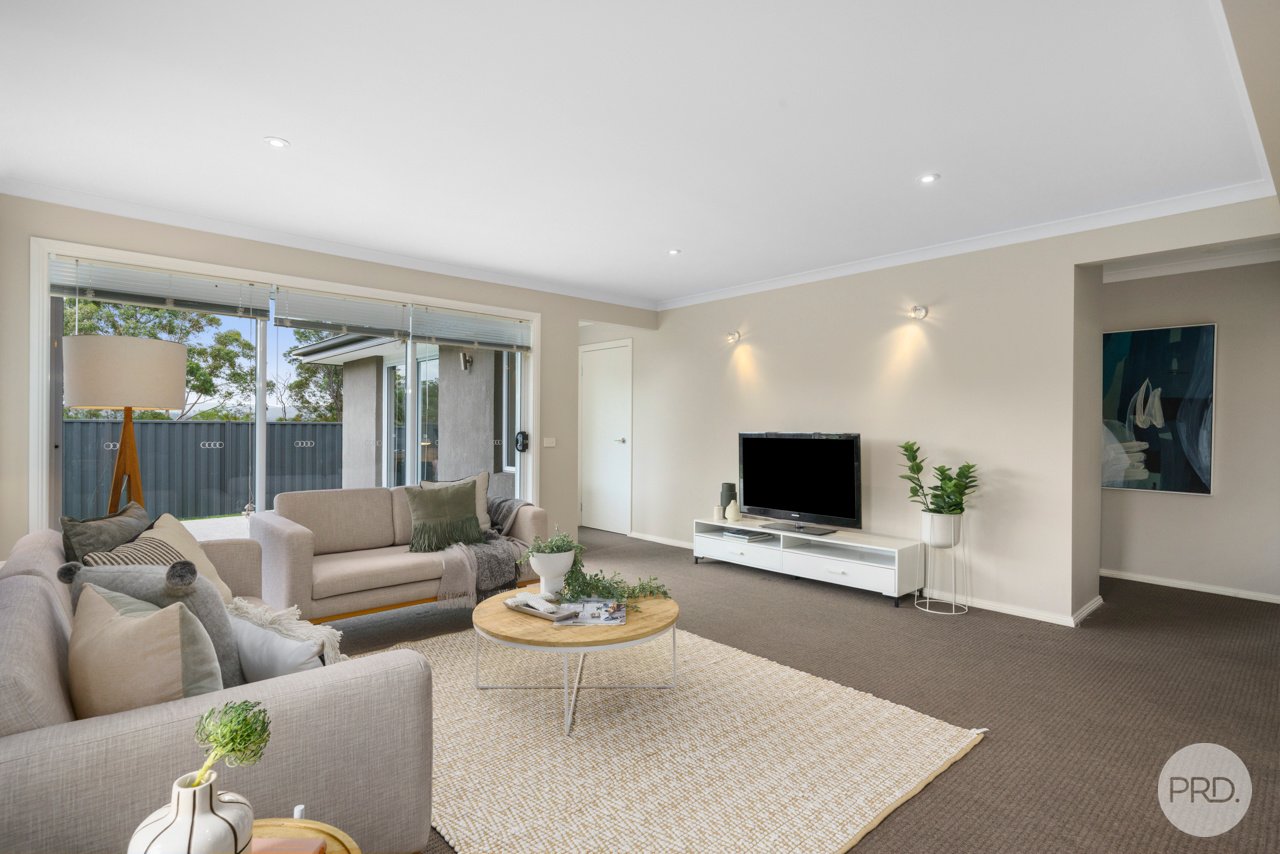8 Avalon Court MARGATE 12