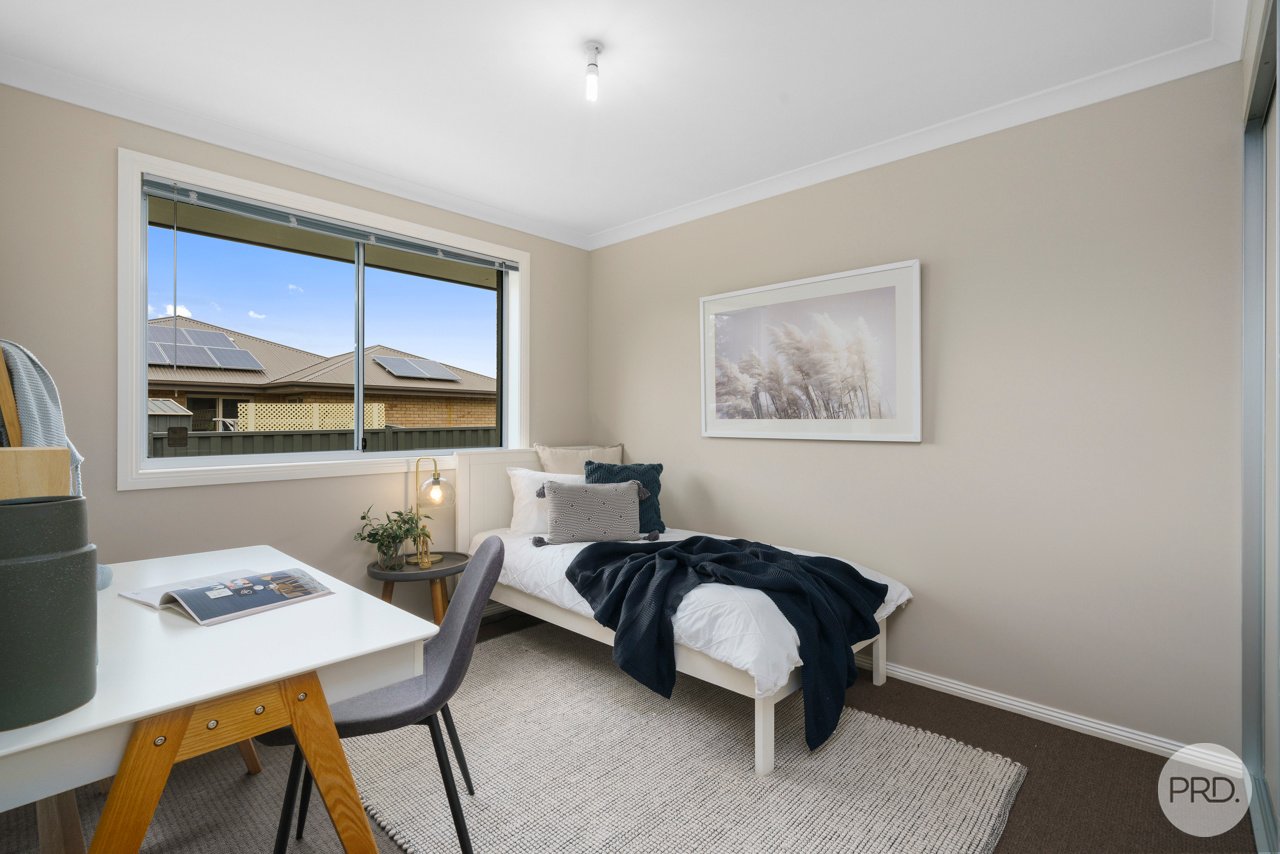8 Avalon Court MARGATE 19