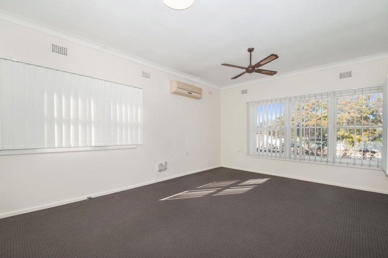 8 Avonlea Street DAPTO 5