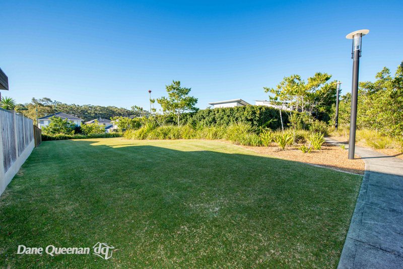 8 Azure Avenue NELSON BAY 14