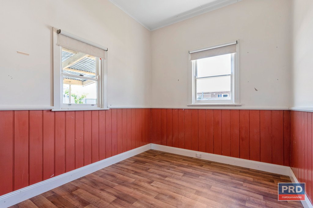 8 Baden Street WHITE HILLS 9
