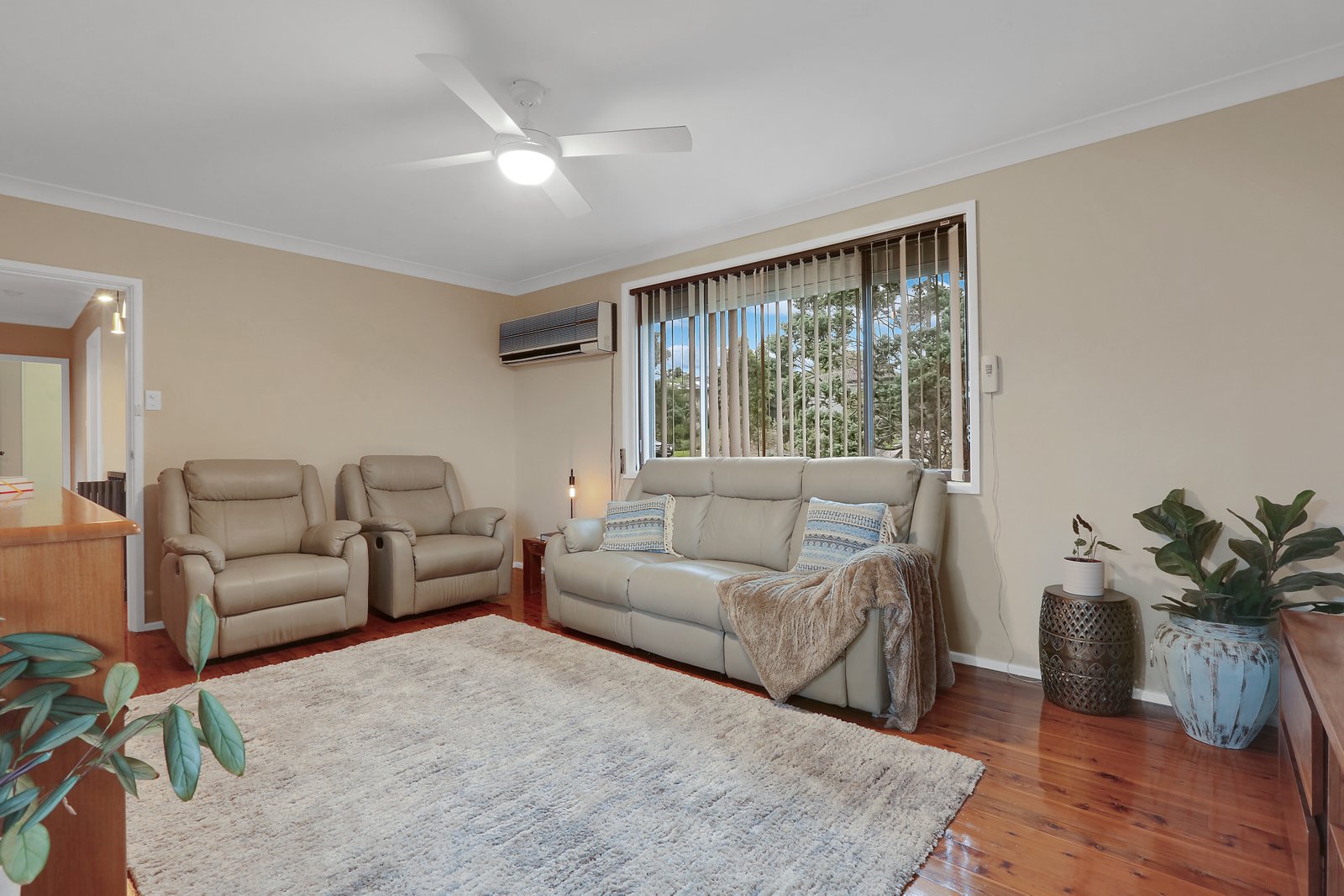 8 Bannister Street DAPTO 2