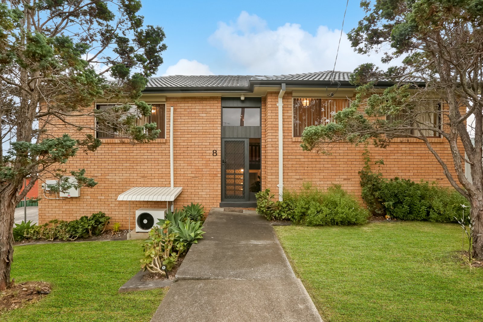 8 Bannister Street DAPTO 11