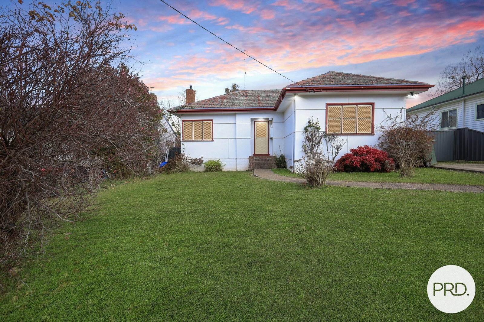 8 Bardia Avenue ORANGE 1