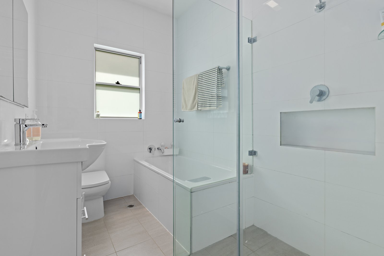 8 Baringa Road MORTDALE 18