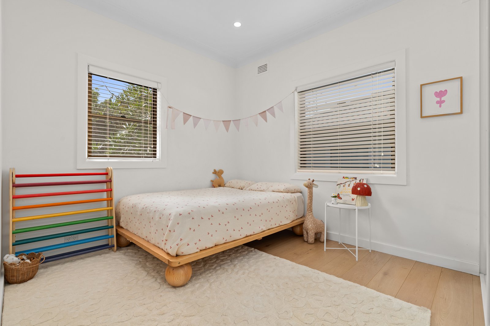 8 Baringa Road MORTDALE 19