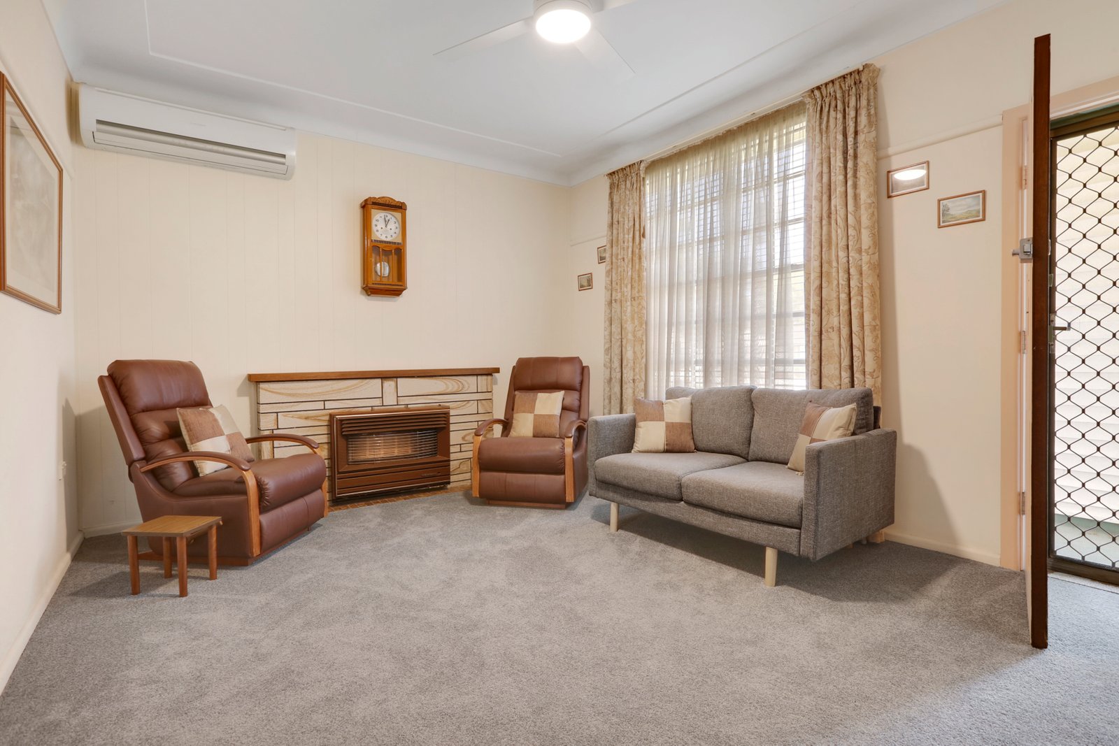 8 Barnes Street BERKELEY 4