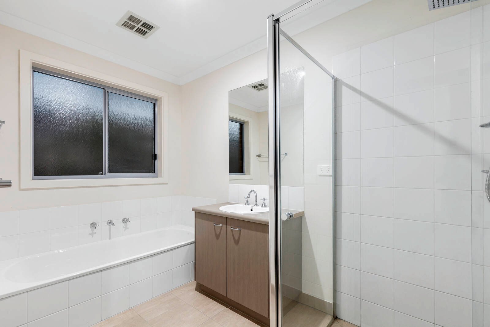 Real Estate and Property in 8 Barney Grove, Leopold, VIC