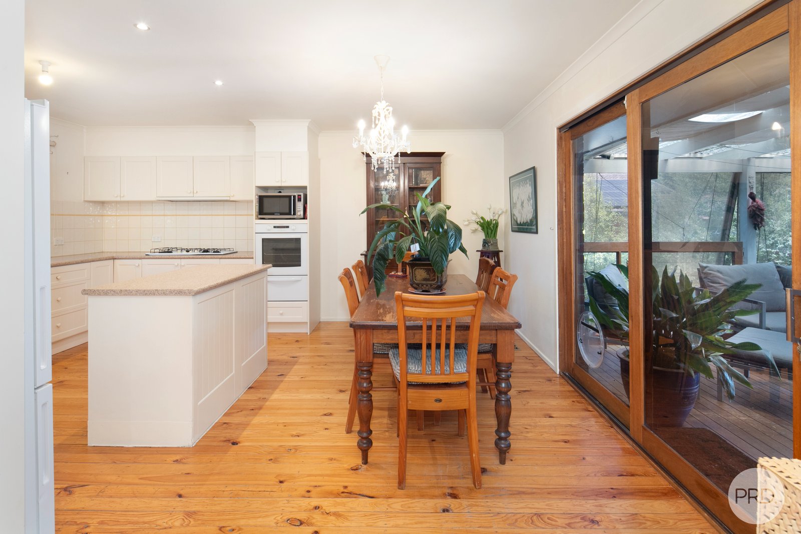 8 Barrington Court MOUNT CLEAR 6