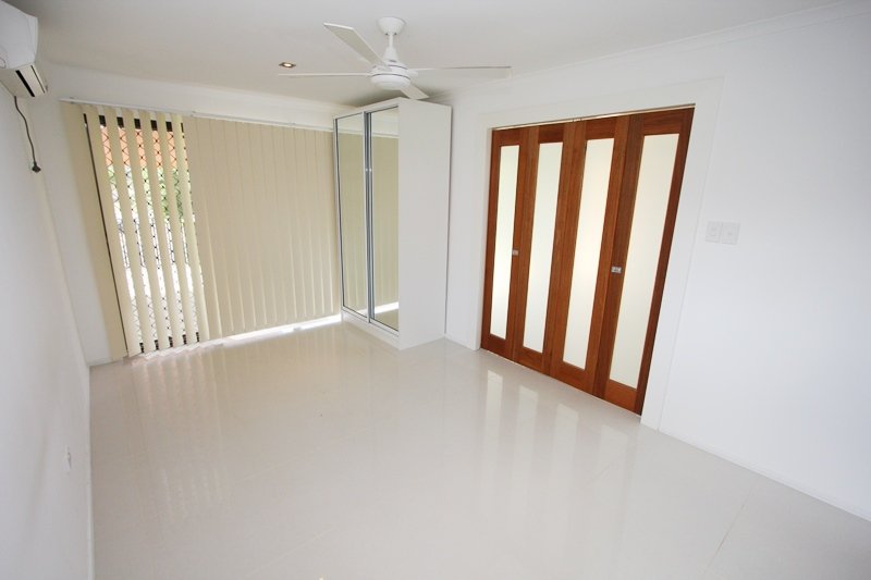 8 Bartlett Avenue NERANG 6