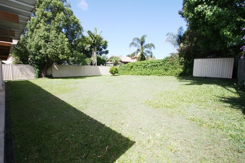 8 Bartlett Avenue NERANG 10