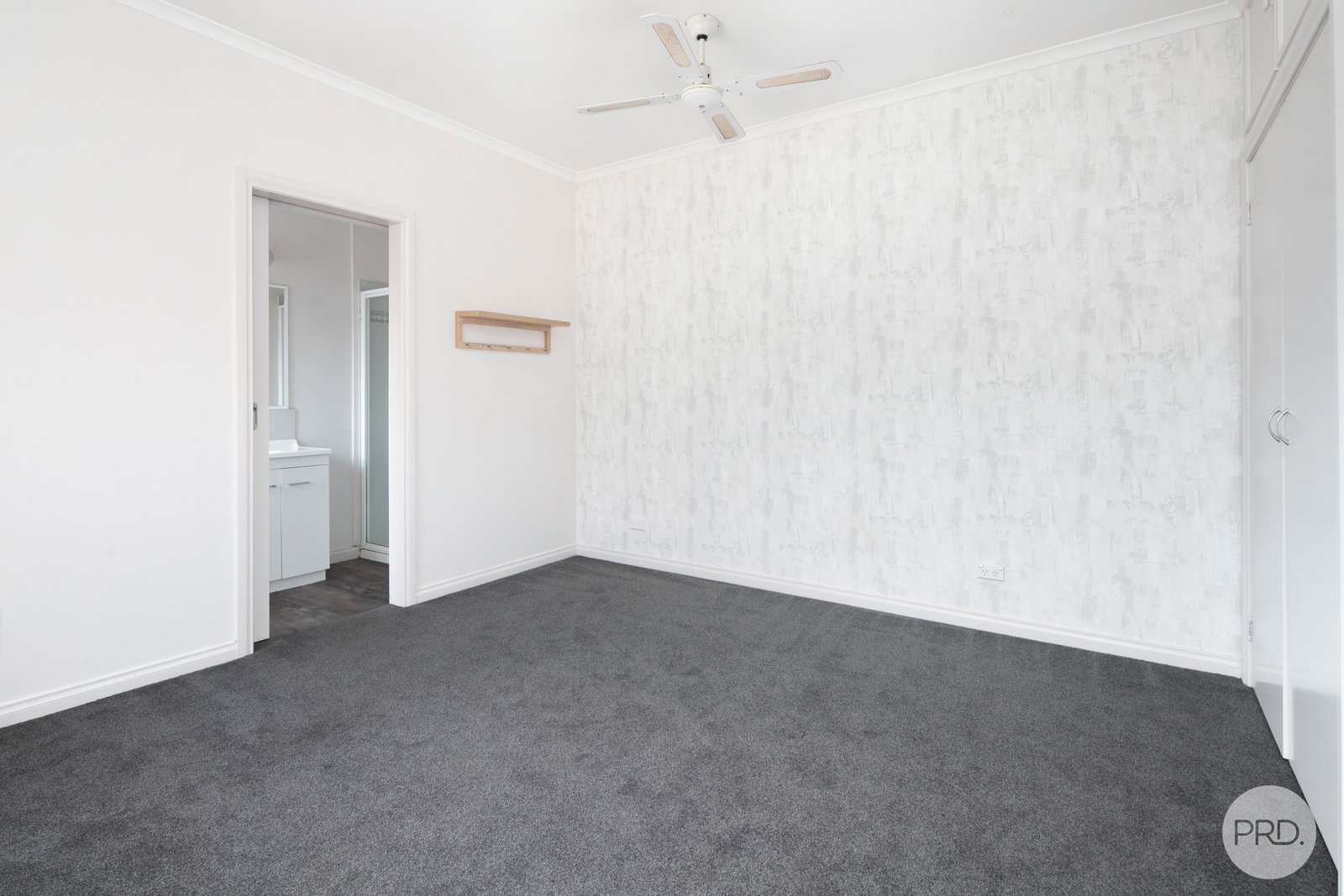 8 Bartley Avenue CANADIAN 7