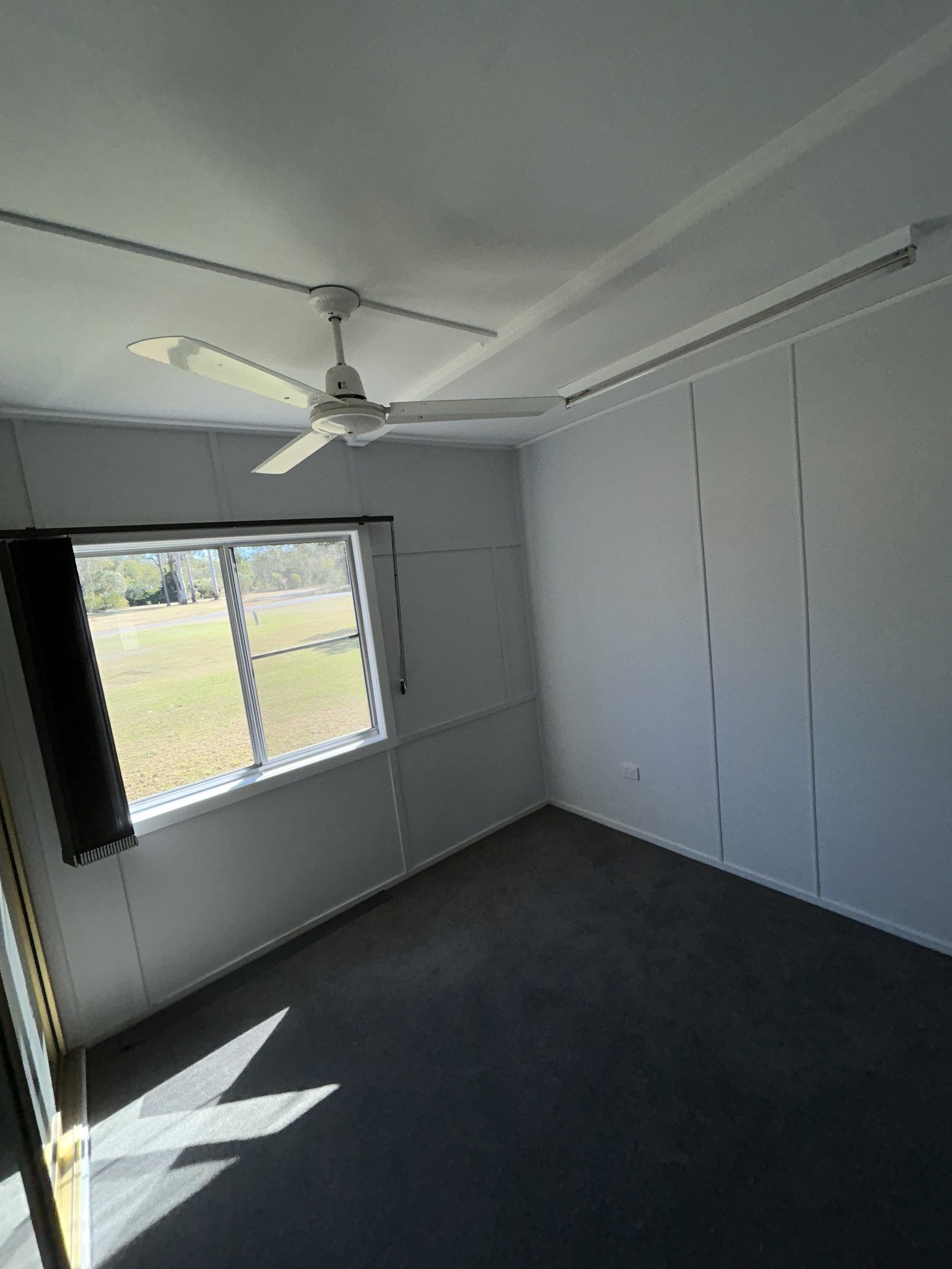 8 BATES Street MIRIAM VALE 9