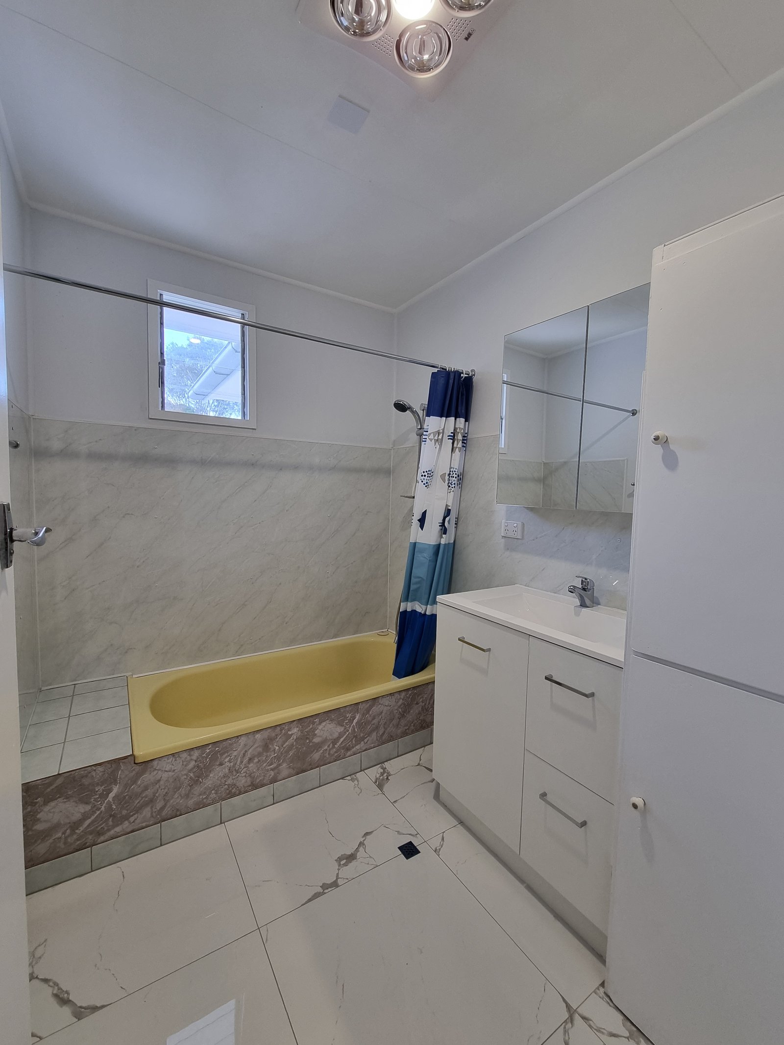 8 BATES Street MIRIAM VALE 11