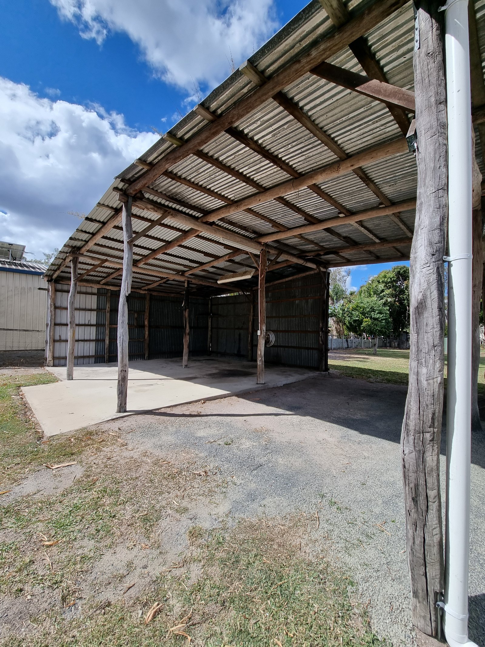 8 BATES Street MIRIAM VALE 17