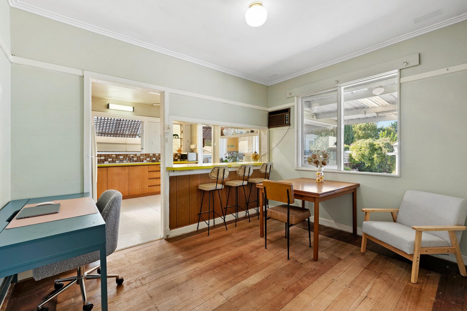 Gallery: 8 Bayview Road