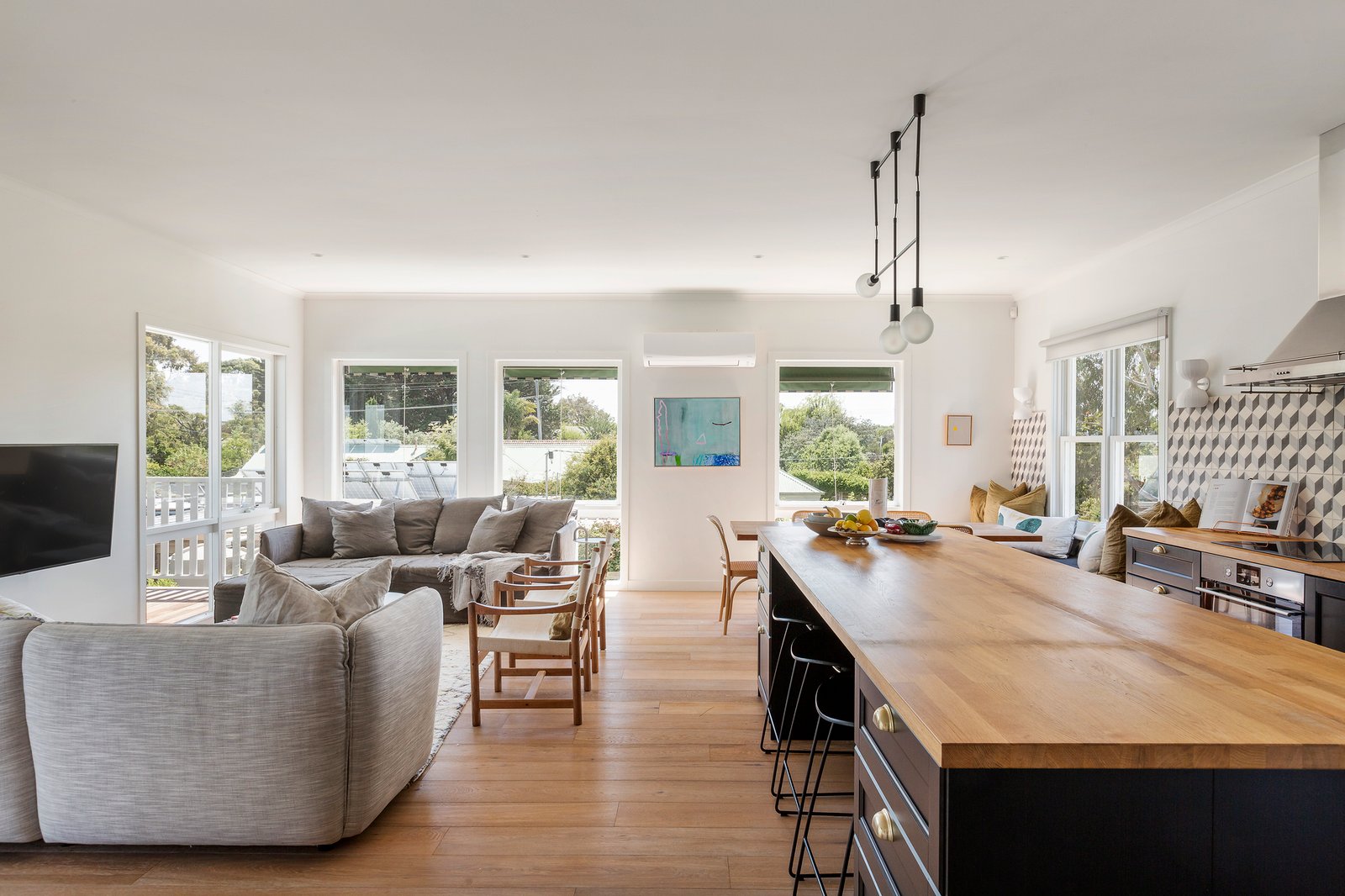 Gallery: 8 Beach Street