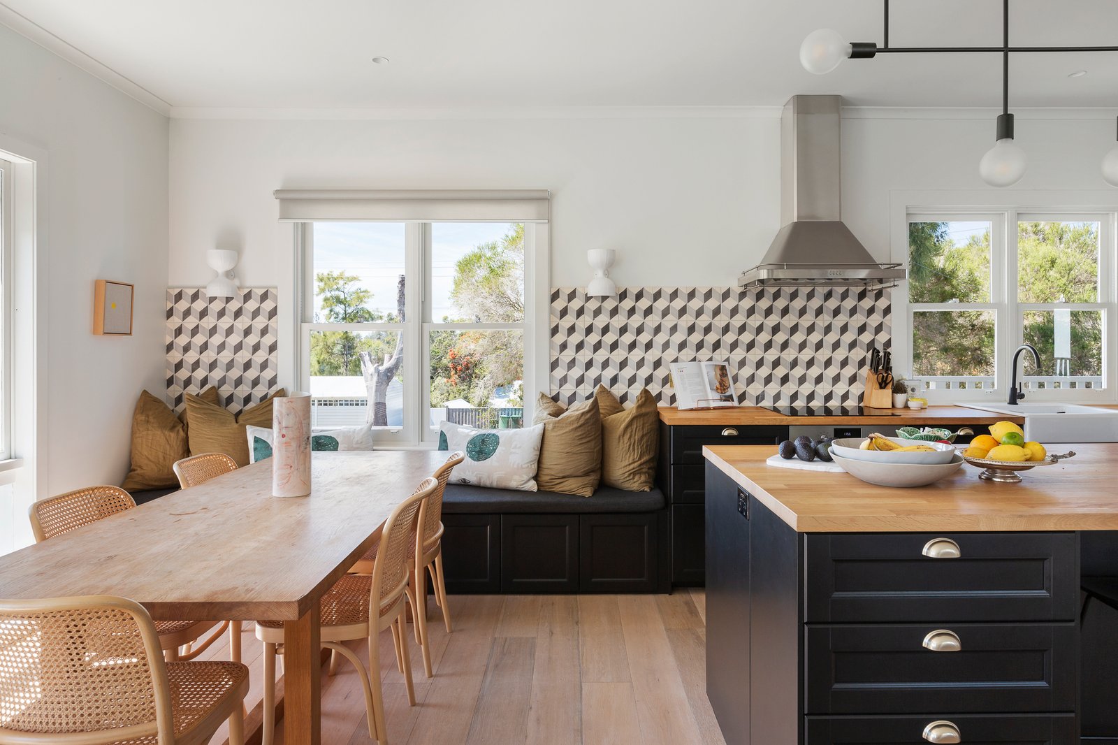 Gallery: 8 Beach Street