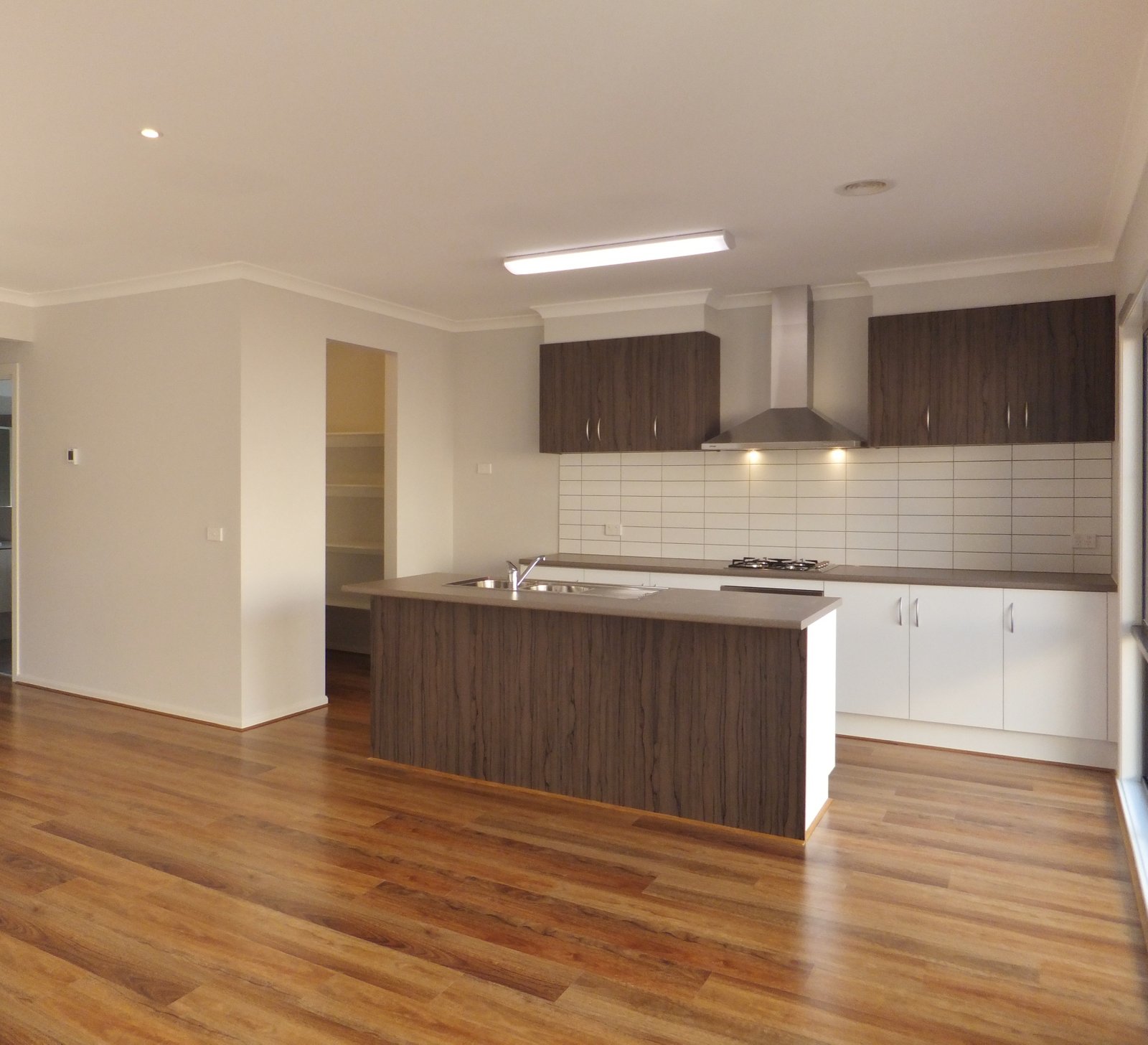 Gallery: 8 Beaufort Court