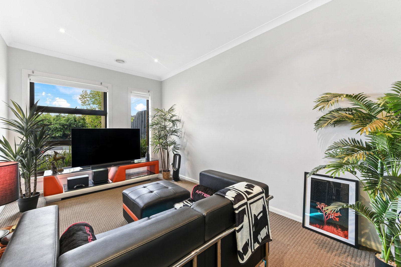 Gallery: 8 Beaufort Court