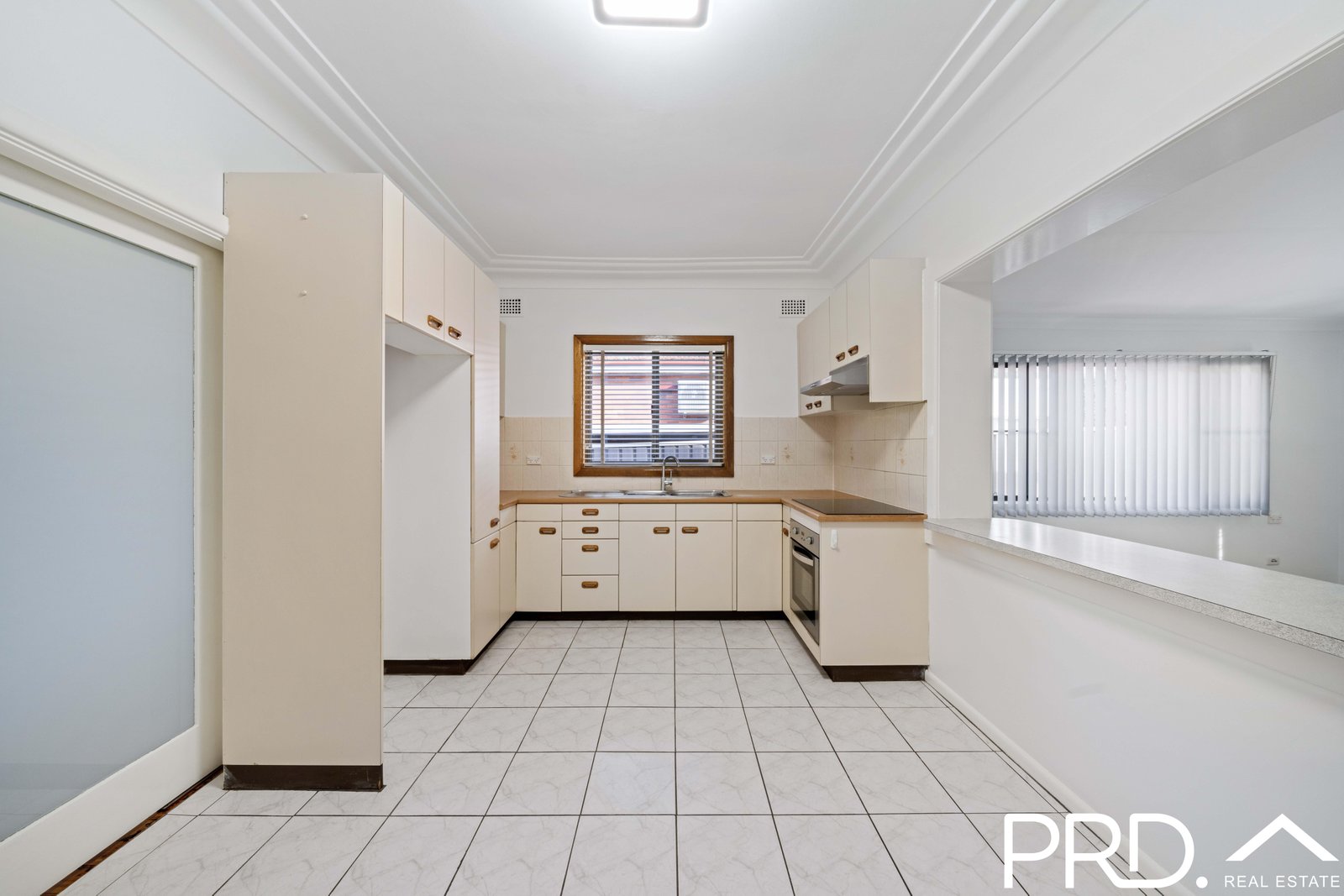 8 Bebe Avenue REVESBY 3
