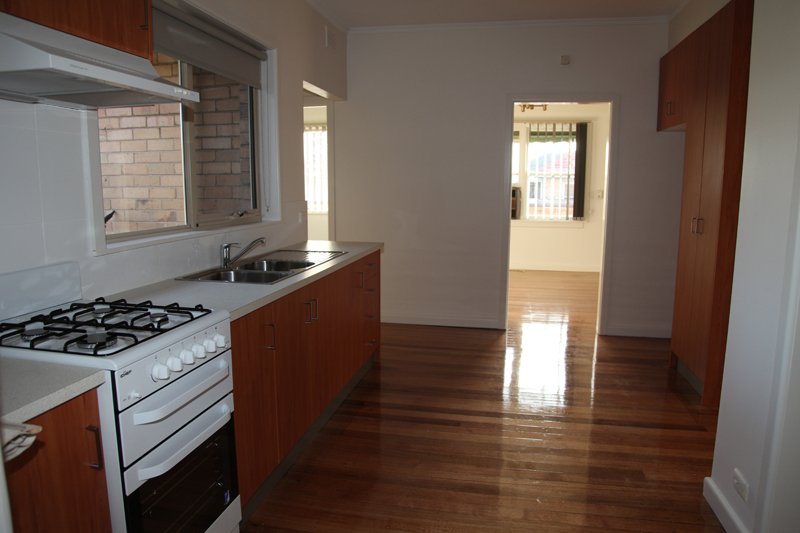 Gallery: 8 Beddoe Avenue