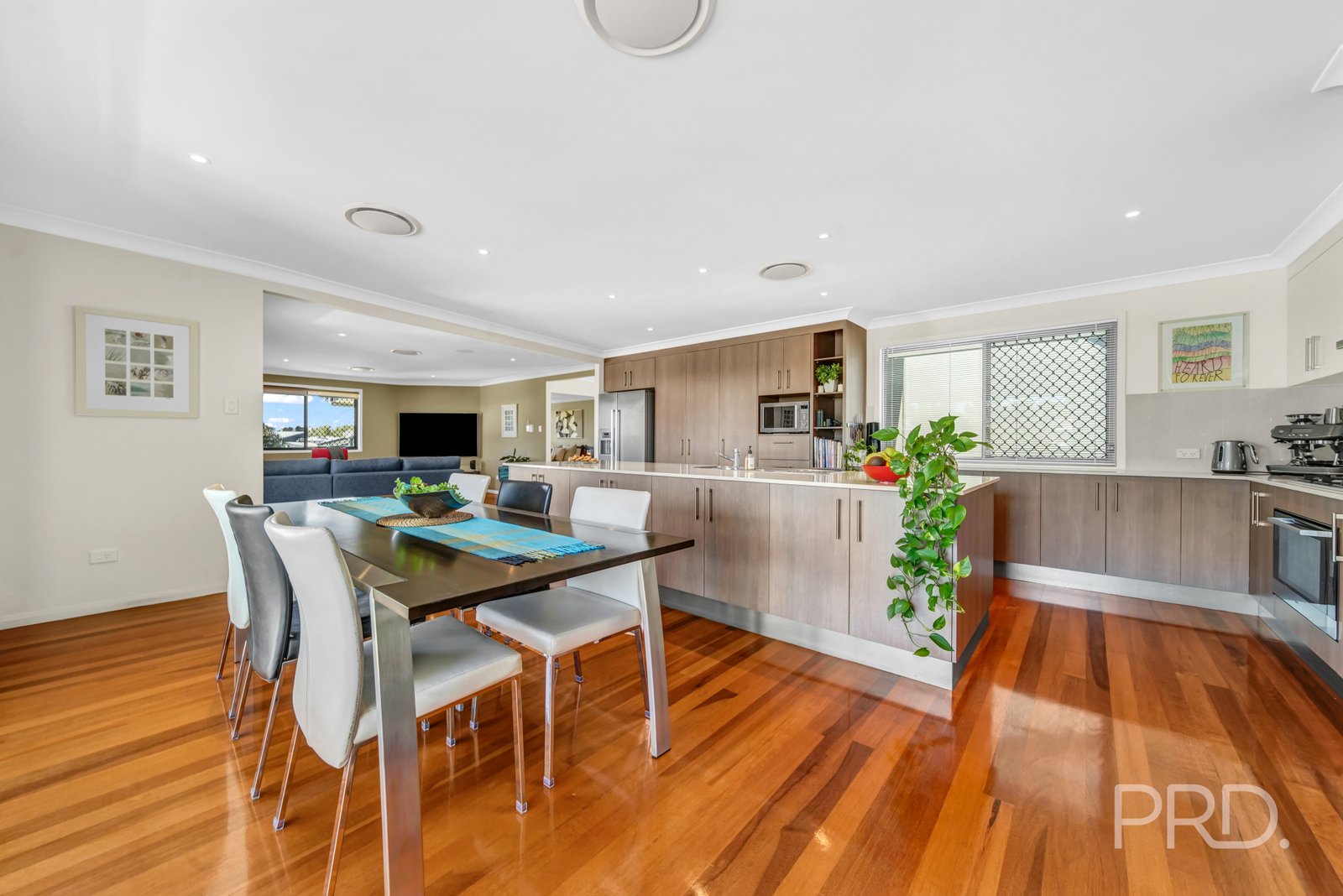 8 BEDDOE Street THORNLANDS 13