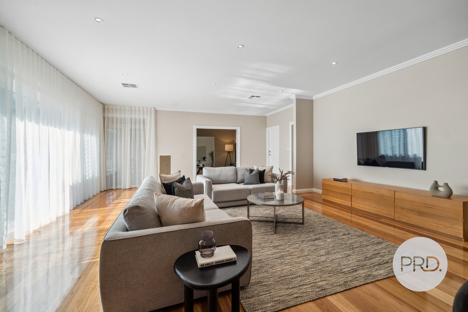 8 Bell Gum Place LAKE ALBERT 11