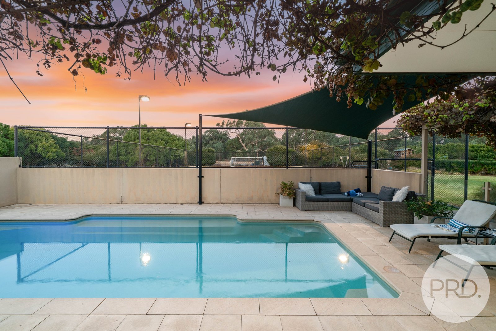 8 Bell Gum Place LAKE ALBERT 25