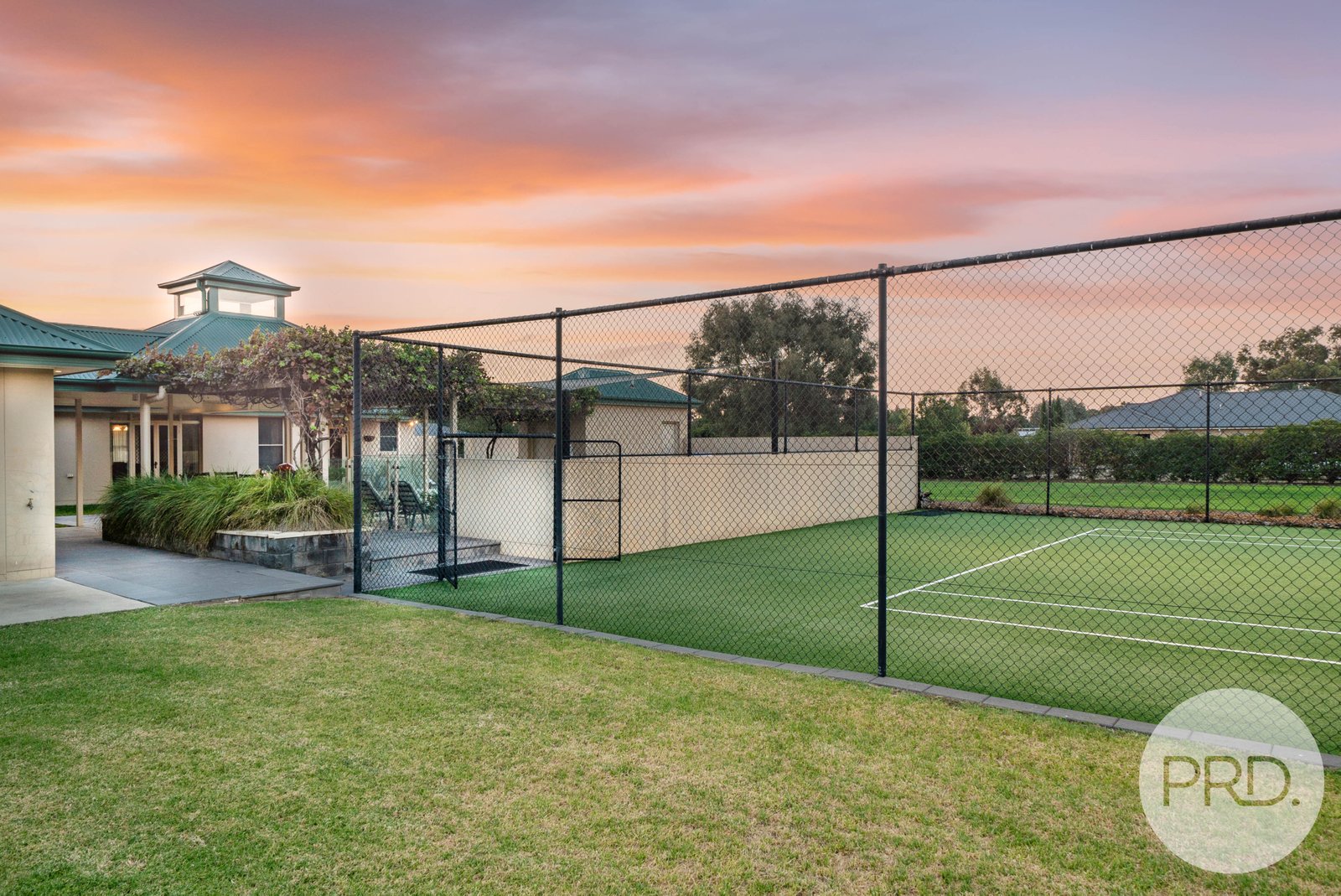 8 Bell Gum Place LAKE ALBERT 27