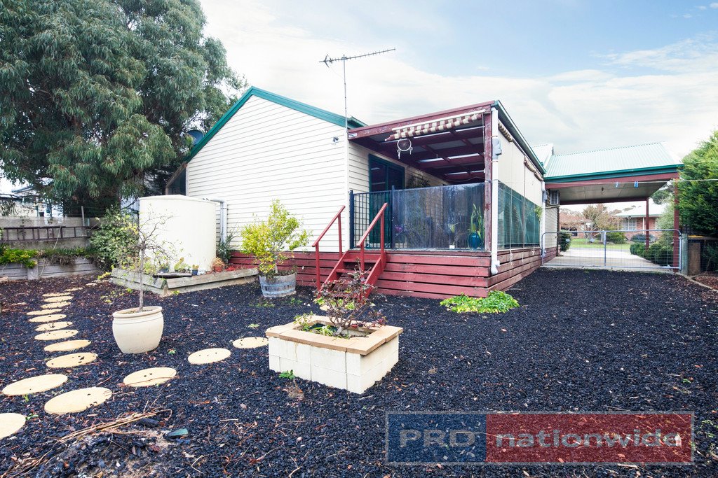 8 Bell Street CRESWICK 11