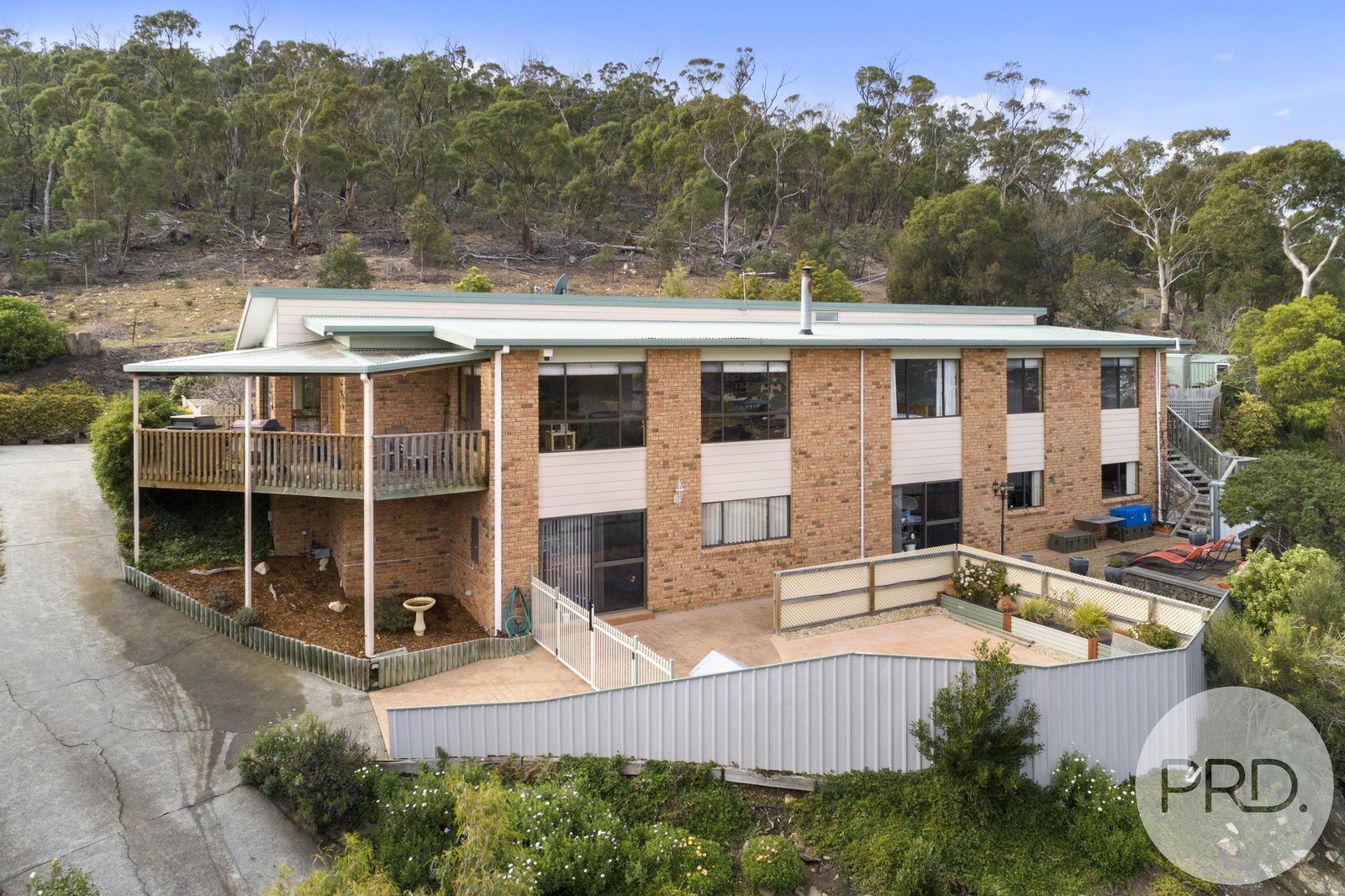 8 Bellemont Court GEILSTON BAY 1