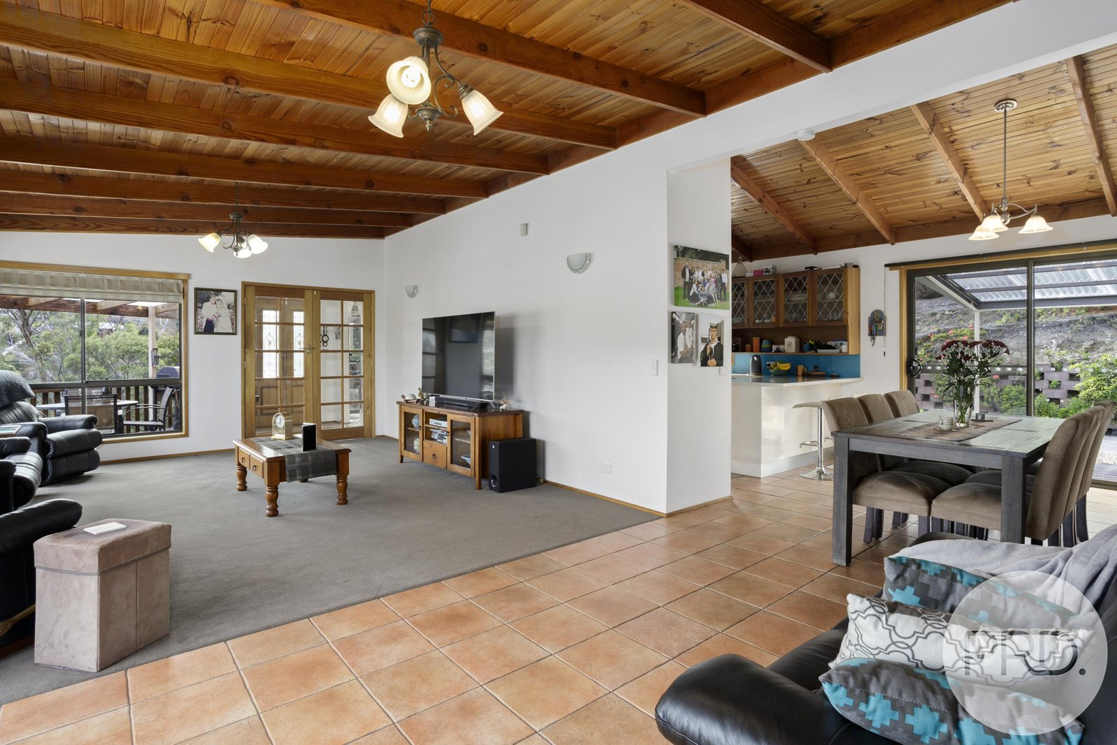 8 Bellemont Court GEILSTON BAY 6