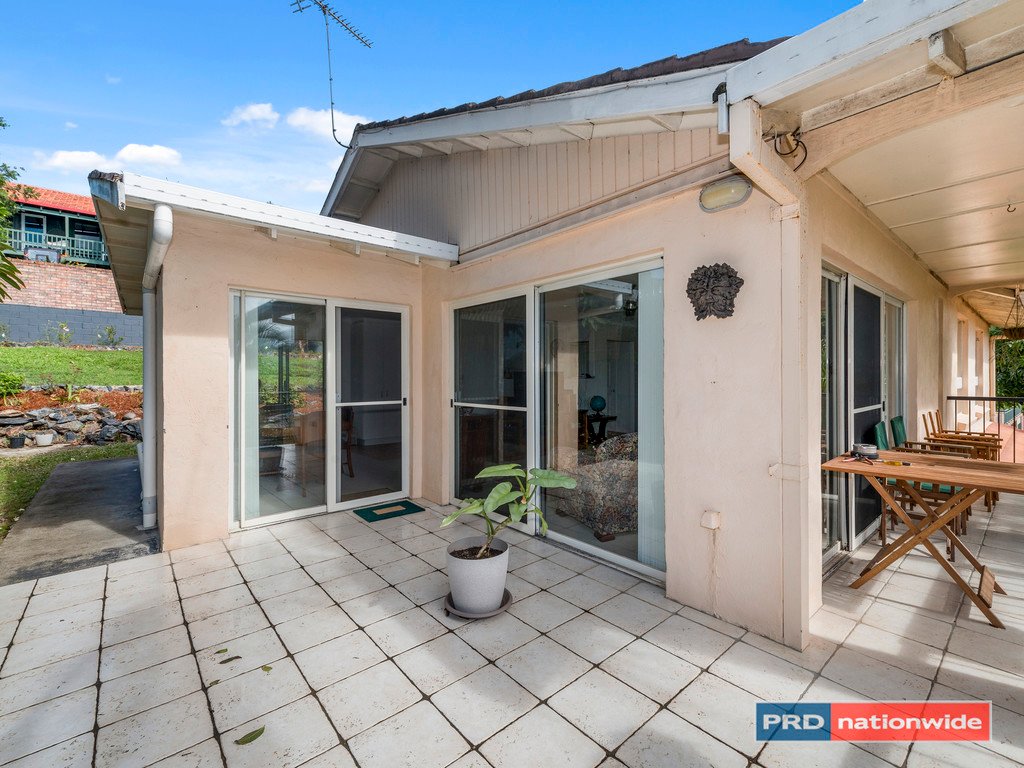 8 Bellevue Drive KORORA 13
