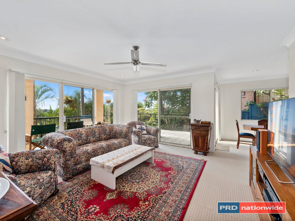 8 Bellevue Drive KORORA 2