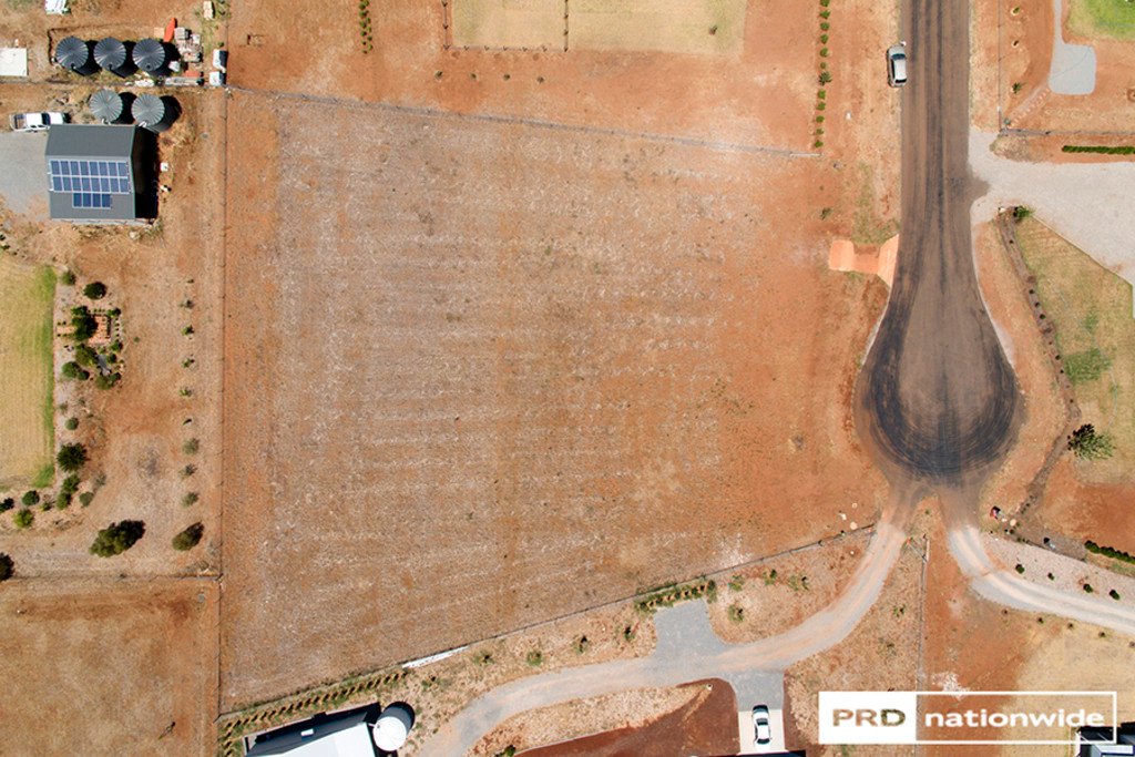 8 Bemboka Court TAMWORTH 3