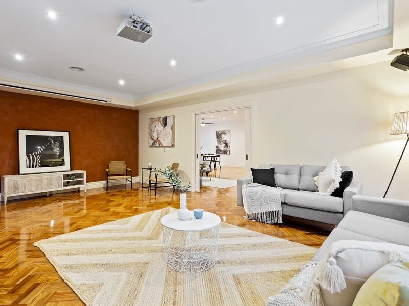 Real Estate and Property in 8 Bernarra Court, Donvale, VIC