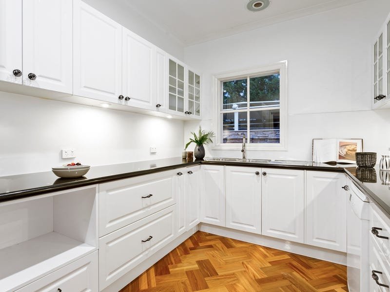 Real Estate and Property in 8 Bernarra Court, Donvale, VIC