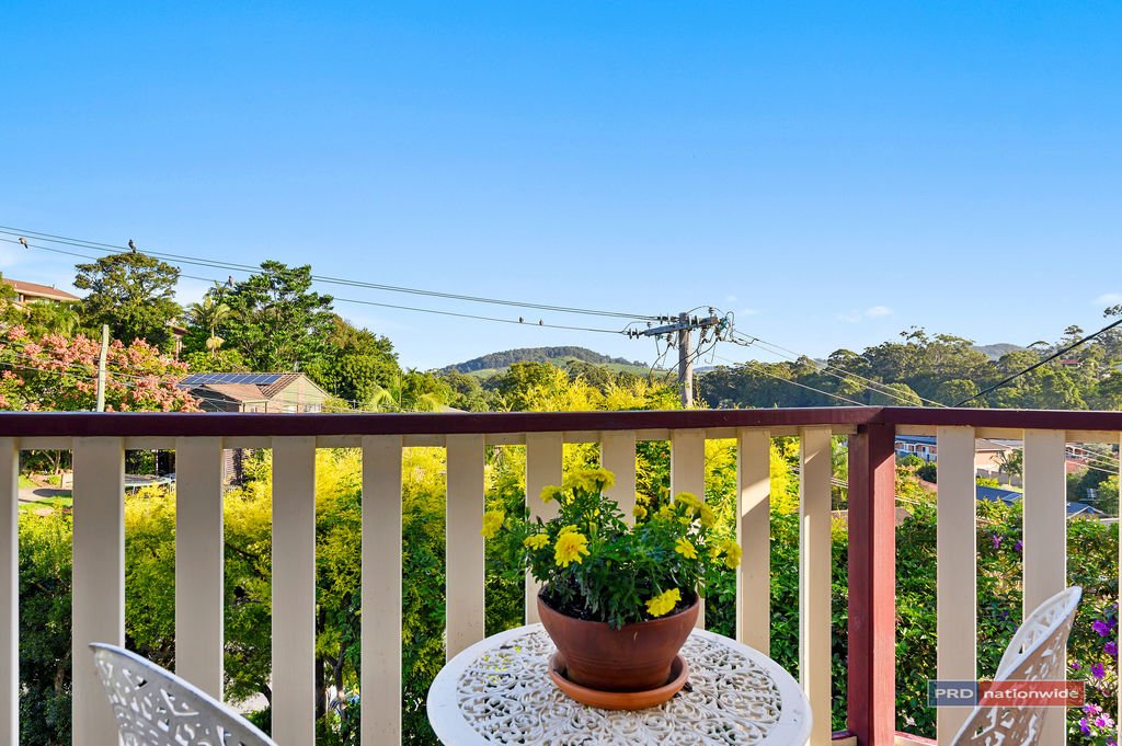 8 Bicknell Drive COFFS HARBOUR 3