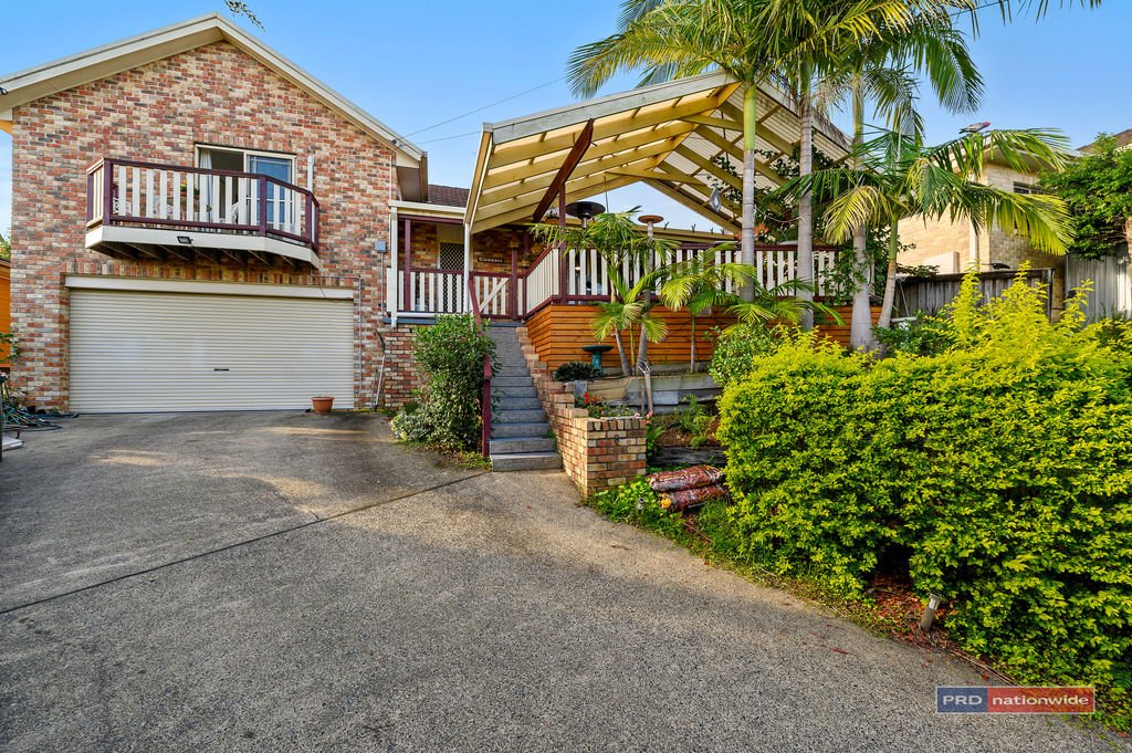 8 Bicknell Drive COFFS HARBOUR 4